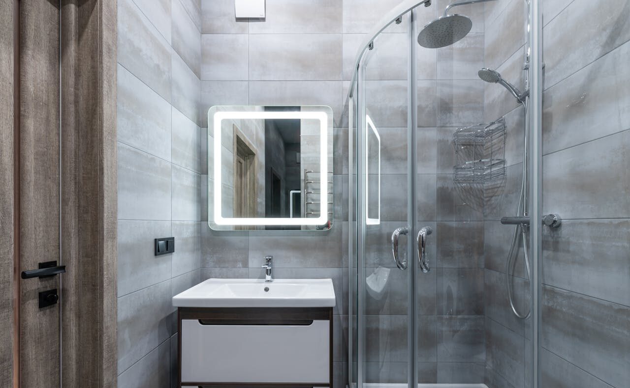 SHOWERS